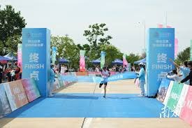 名宿：在我看来莱奥是边锋不是前锋；他配得上米兰10号球衣